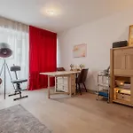 Appartement Spacieux A 15 Minutes Du Jet D\'Eau